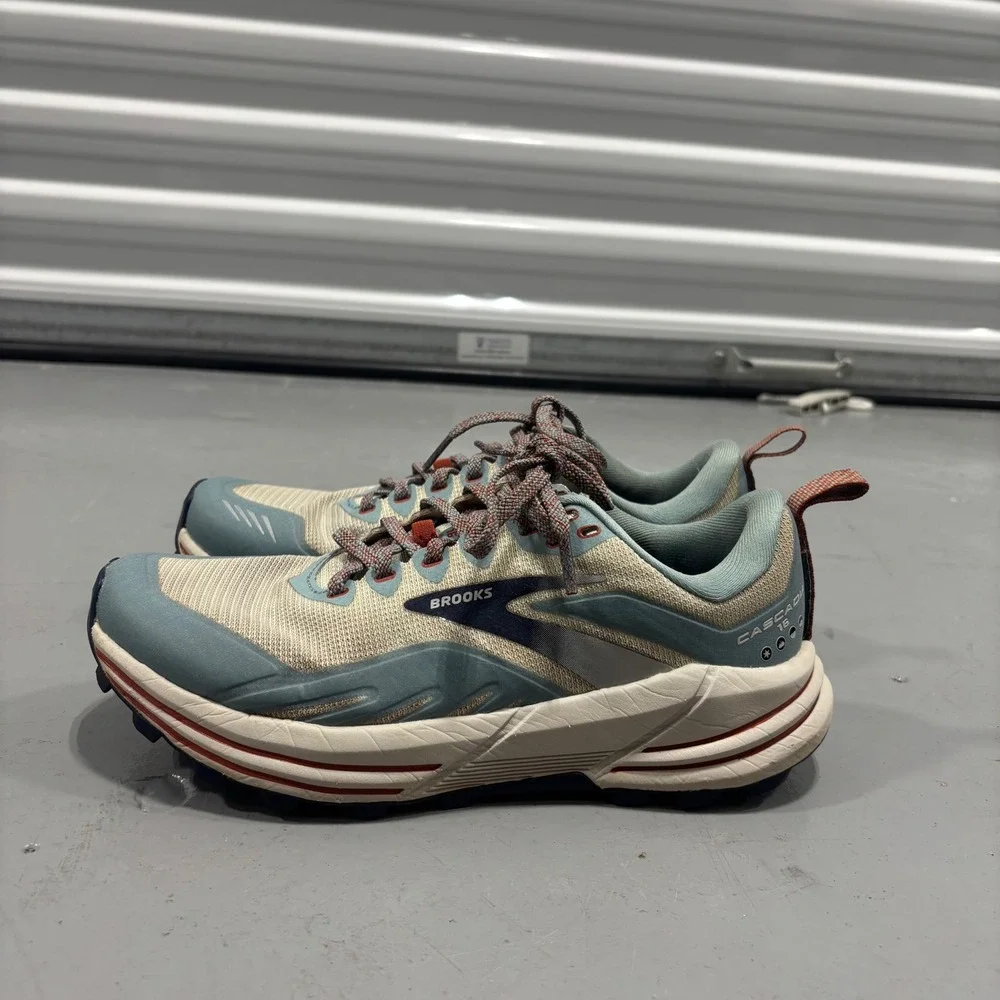 Brooks Cascadia 16 Trail Running Shoes Blue Tan Orange 1203631B480 Womens 7.5